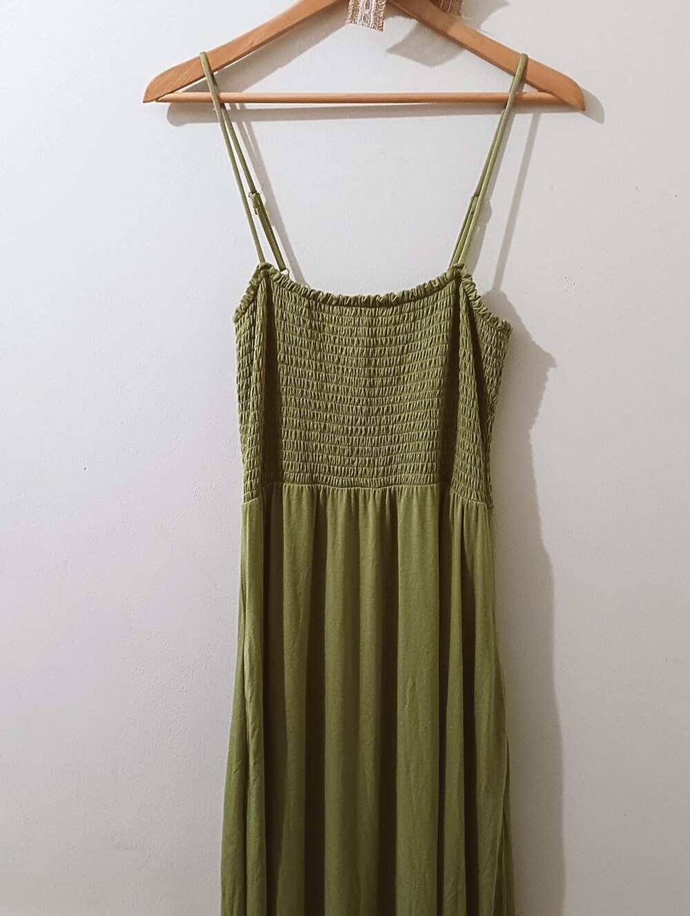 Culture Code Smocked Apple Olive Green Midi Beach Minimalist Pocketed Maxi Dress